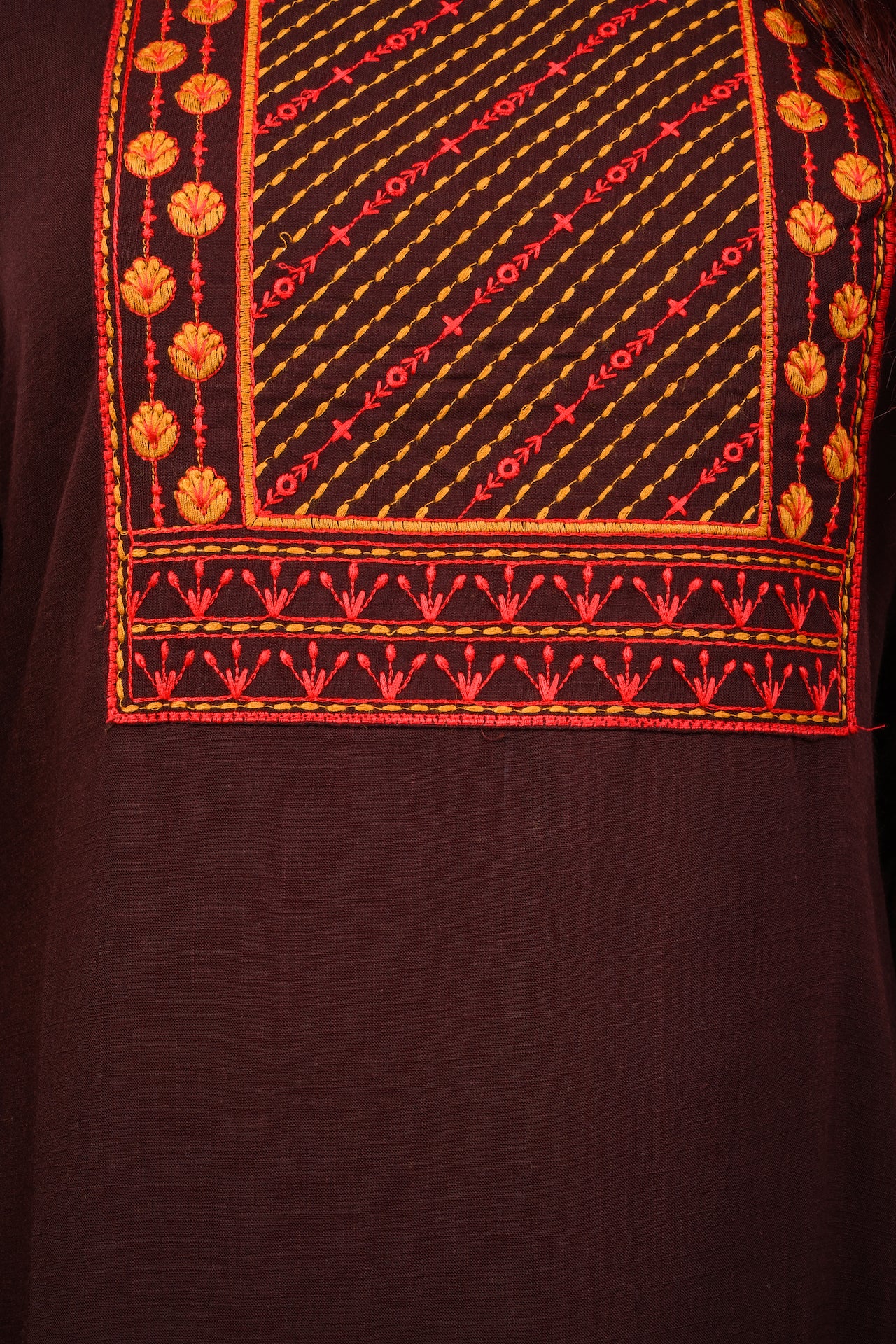 J'TTON Rayon Embroidered Straight Kurti (Pari)