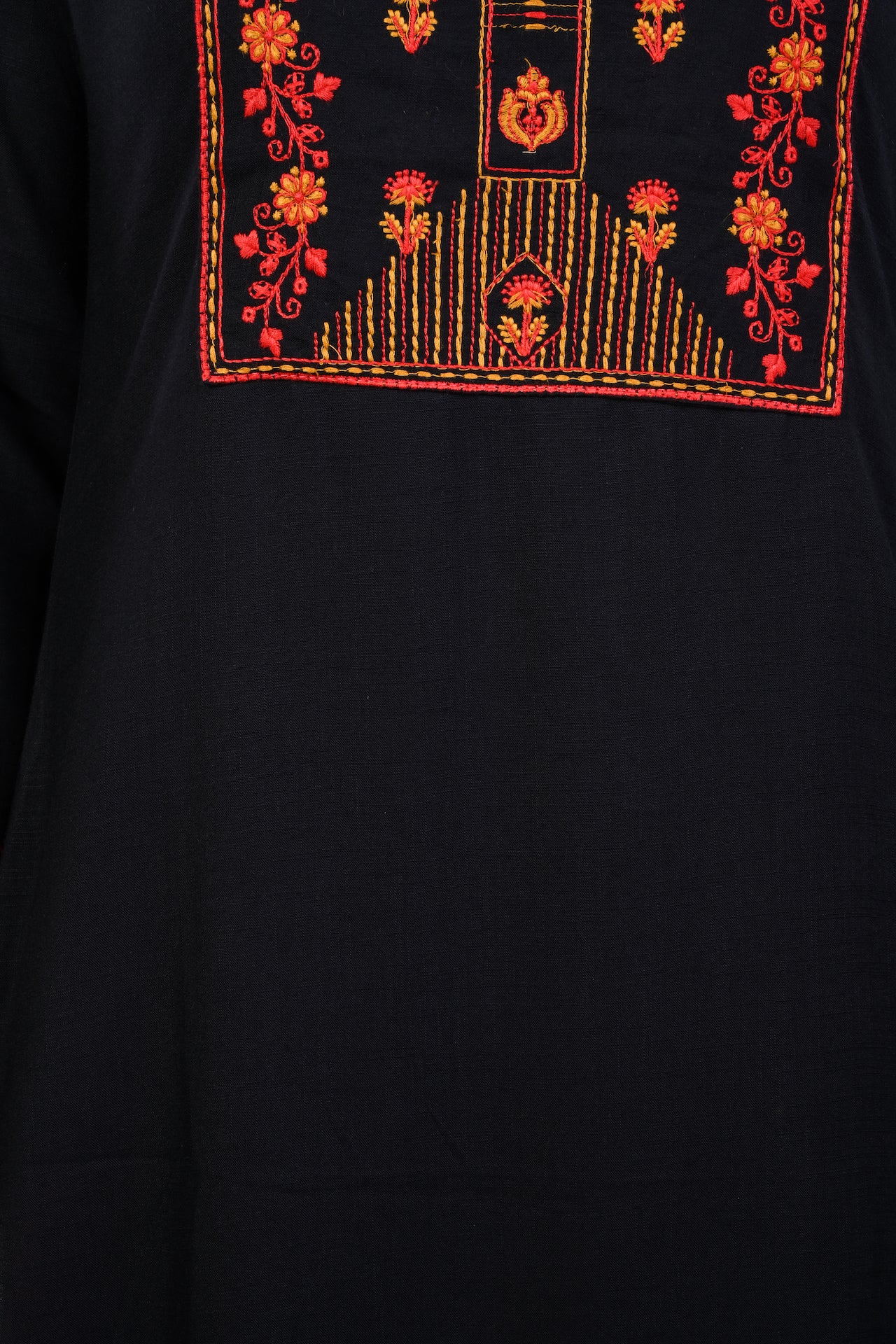 J'TTON Rayon Embroidered Straight Kurti (Pari)