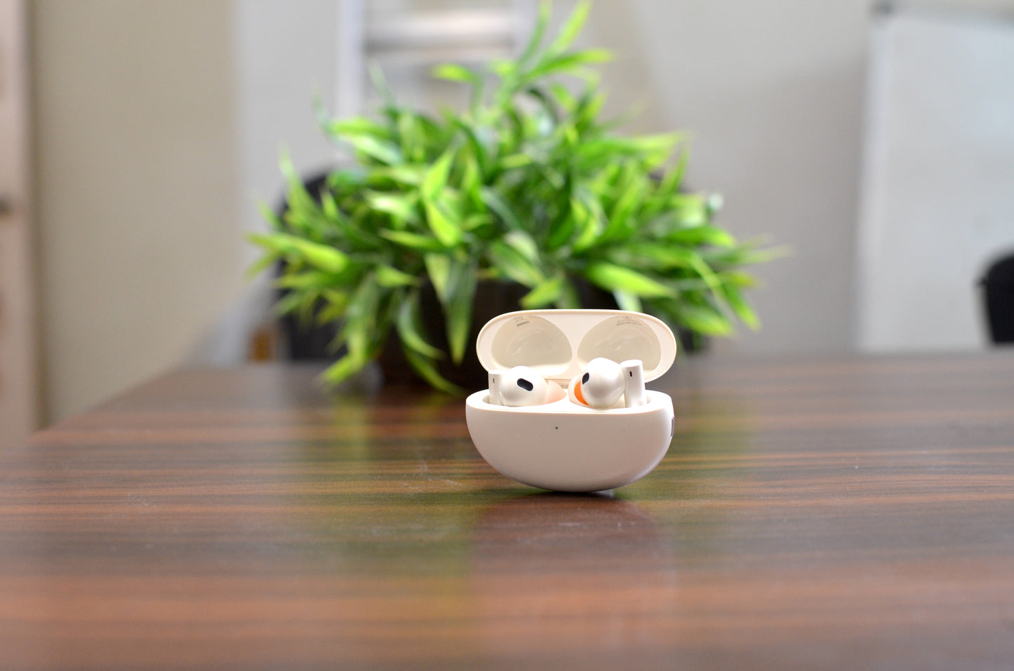 realme in Ear Buds Air 6 Pro with Dual Drivers(11mm + 6mm tweeter)