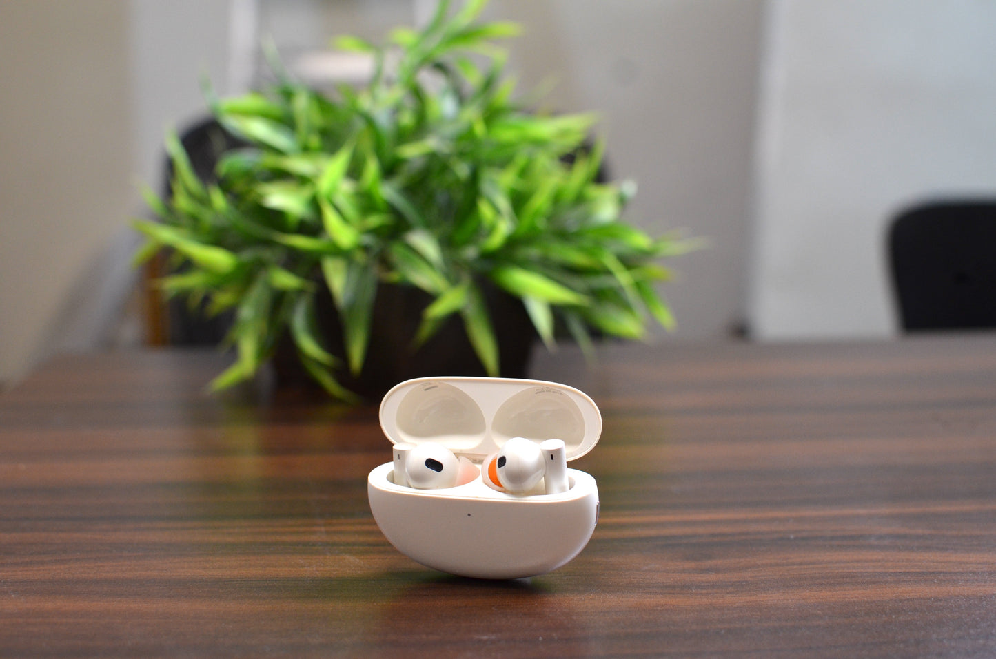 realme in Ear Buds Air 6 Pro with Dual Drivers(11mm + 6mm tweeter)