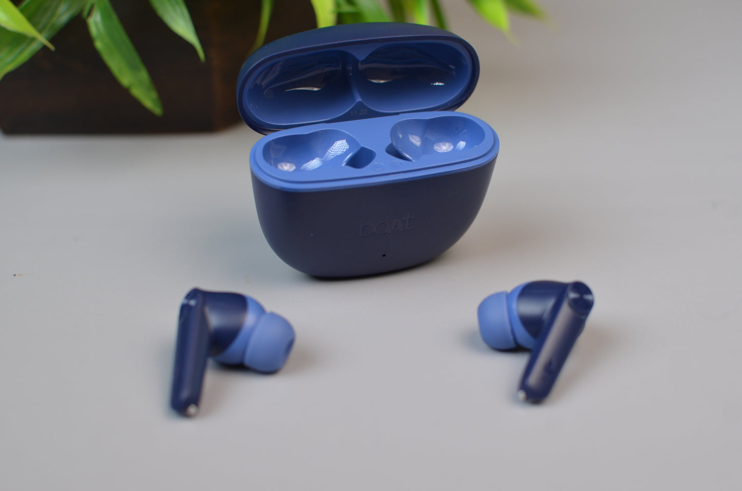 boAt Airdopes Atom 81 in Ear TWS Earbuds with Upto 50H Playtime, Quad Mics ENx Tech, 13MM Drivers,Super Low Latency(50ms), ASAP Charge, BT v5.3(Opal Black)