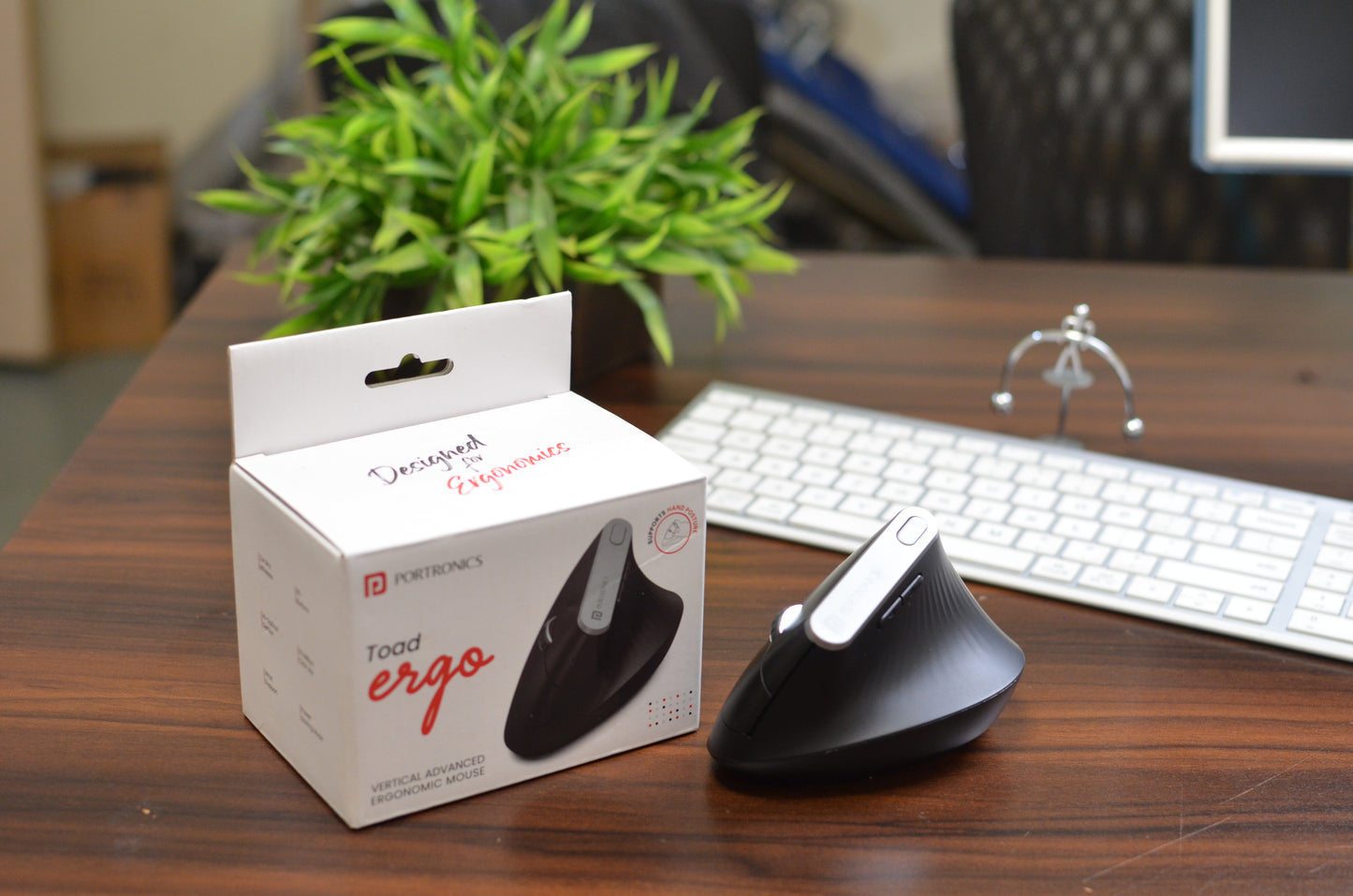 Portronics Toad Ergo Vertical Advanced Wireless Ergonomic Mouse 2.4Ghz, 6D Button, Wrist Support, Adjustable DPI upto 1200, Supports Hand Posture(Black)